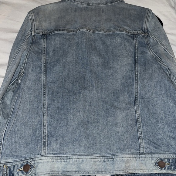 Treasure and Bond Denim Jacket size medium - Picture 4 of 9